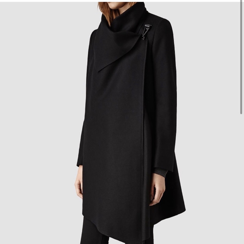 Beautiful All Saints City Monument Coat